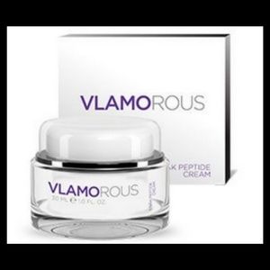 VLAMOROUS Snake Peptide Cream!